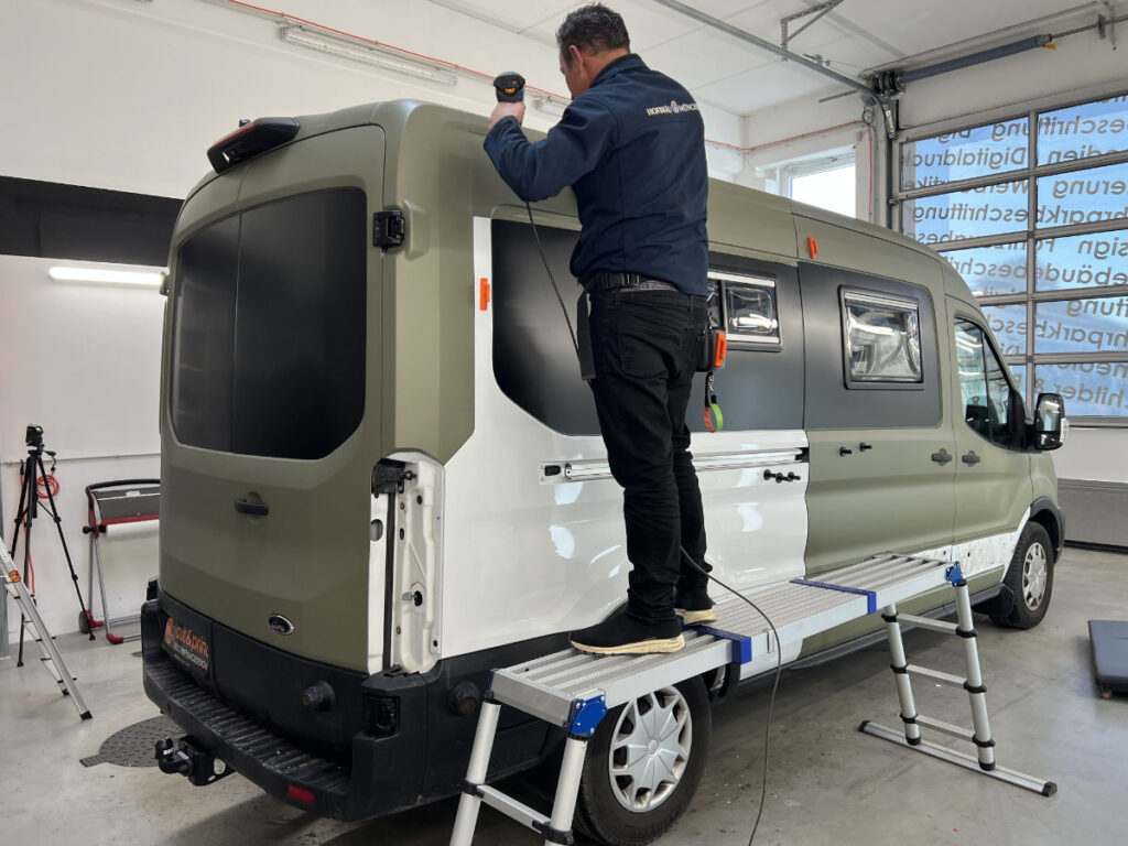 Fahrzeugfolierung_2 Fahrzeugfolierung Wohnmobil Camping