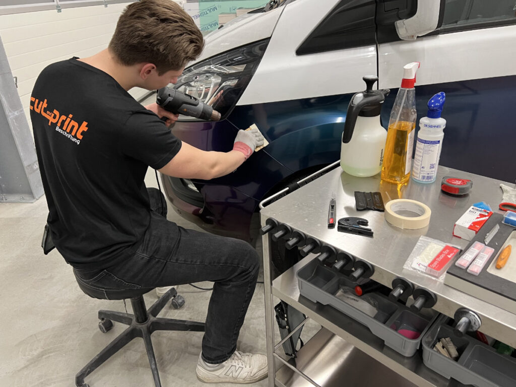 Fahrzeugfolierung_4 Fahrzeugfolierung Work